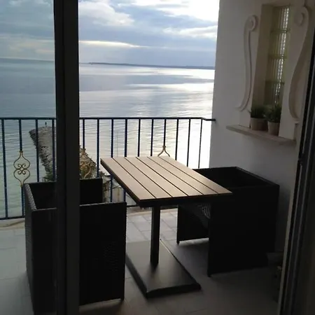 Beach & Sea Apartamento Juan-les-Pins